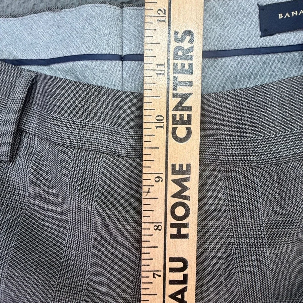 Banana Republic Dress Pants Men 32x32 Grey Plaid Classic Fit Wool Blend Trousers